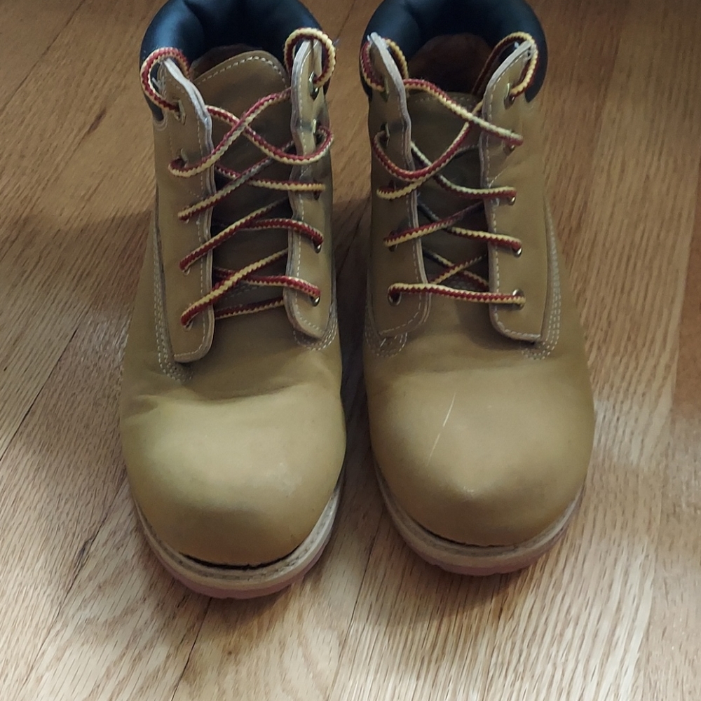 Faded Glory size 5 boys tan boots